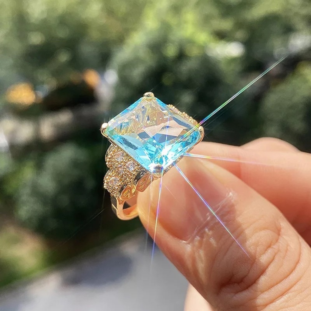 New Unisex 925 Silver Yellow Gold Plated Aquamarine Ring - Picture 3 of 6